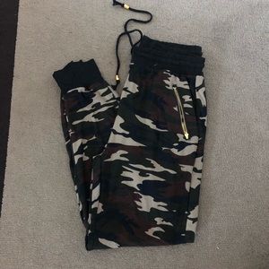 Camouflage Joggers